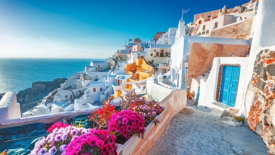 1-Day Boat Trip: Santorini Volcano, Thirassia & Oia Sunset - Key points to know before booking
