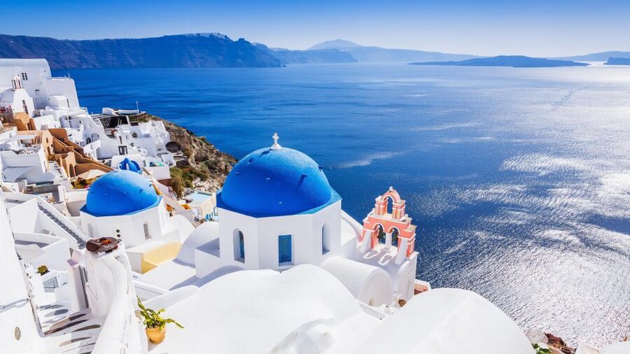 1-Day Boat Trip: Santorini Volcano, Thirassia & Oia Sunset - A long Santorini day that covers the essentials