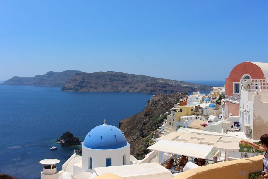 1-Day Boat Trip: Santorini Volcano, Thirassia & Oia Sunset - Oia sunset: beautiful, crowded, and not actually from the boat
