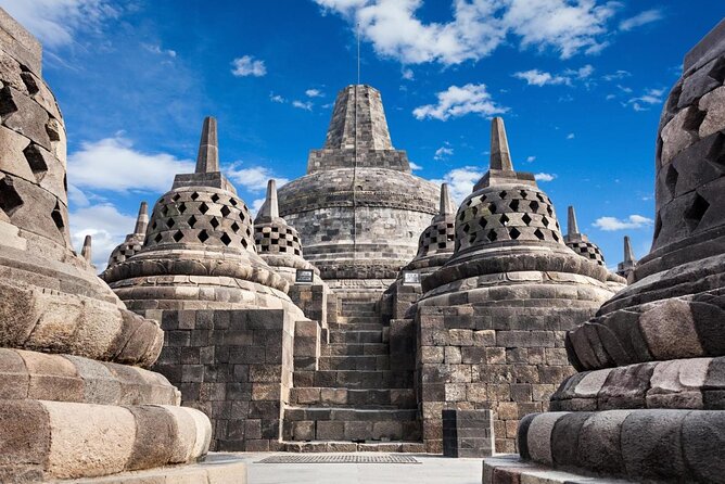 1 Day Yogyakarta tour ( Borobudur temple, Merapi Lava Tour, Prambanan Temple) - Key Points Before You Book