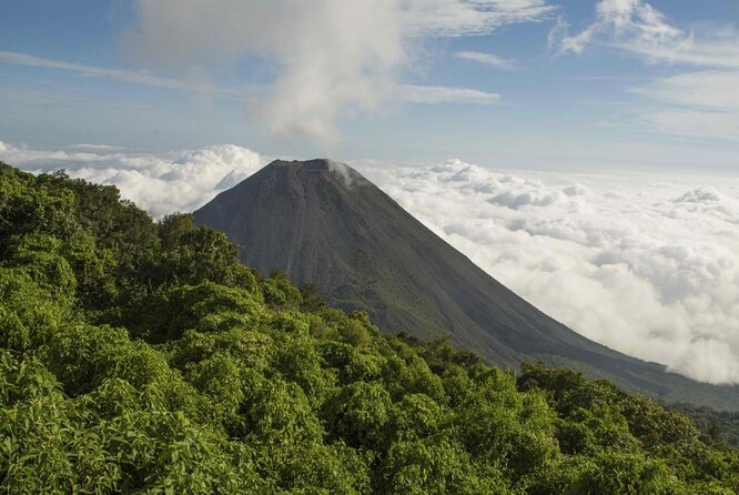 2 Different Sightseeing in 1 Day Tour - Volcanoes Park and Two Mayan Sites. - Key points at a glance