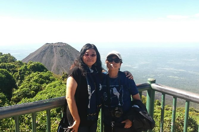 2 Different Sightseeing in 1 Day Tour - Volcanoes Park and Two Mayan Sites. - Who should book this experience?