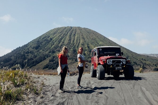 3-Day Private Tour: Tumpak Sewu Waterfall, Mt Bromo & Ijen Crater - Day three: the midnight journey to Ijen