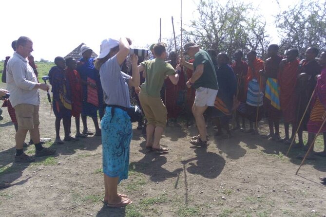 3 Days Tarangire, Lake Manyara and Ngorongoro Crater Tour - Guides, group size, and the feel of the vehicle
