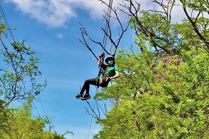 3 Zipline Adventure at Coral Crater with Optional Waikiki Shuttle - Why the guides make such a difference