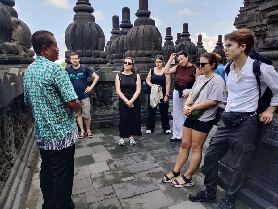 3days explore Yogyakarta Borobudur, Prambanan, Volcano, Etc. - Borobudur: a guided look at Java’s great Buddhist temple