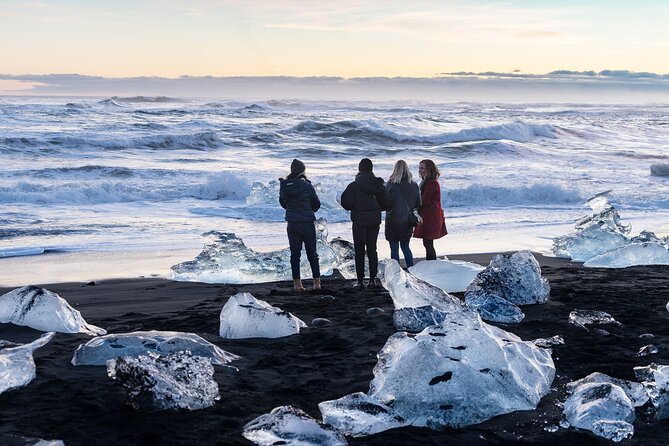 4-Day Iceland: Golden Circle, South Coast, Volcano Hike & Northern Lights - Who should book this tour