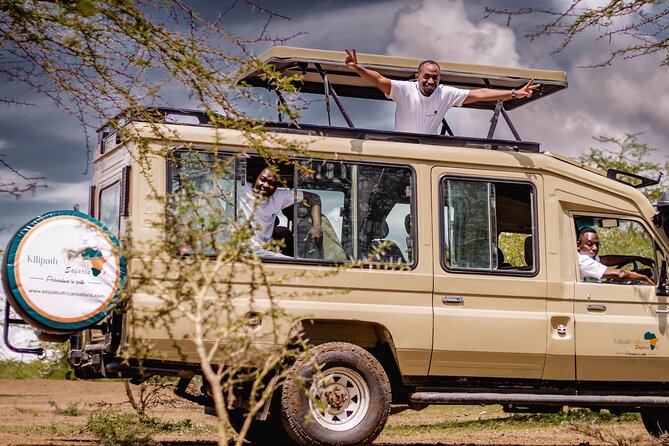 4 Day Ngorongoro Crater Tarangire and Serengeti National Park - Day one: elephants and baobabs in Tarangire