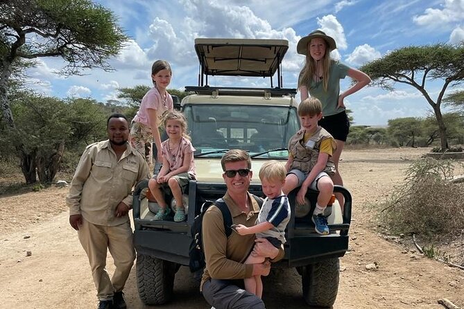 5-Days Lake Manyara, Serengeti, Ngorongoro Crater and Tarangire - The guide can make or break the long drives