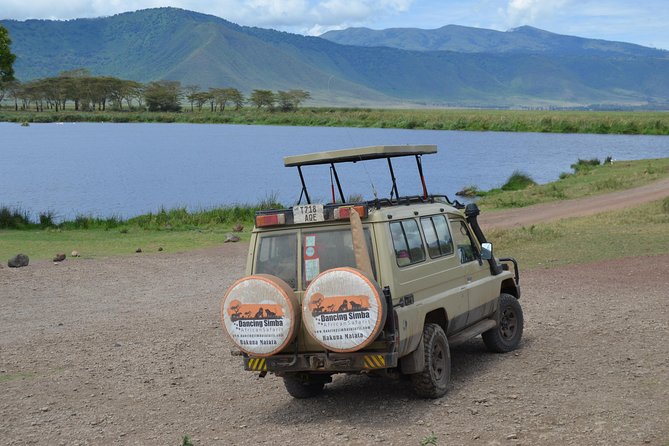 5days Tanzania Safari lodge and camping Serengeti, Tarangire & Ngorongoro Crater - Day 3: Across Karatu and into the Serengeti
