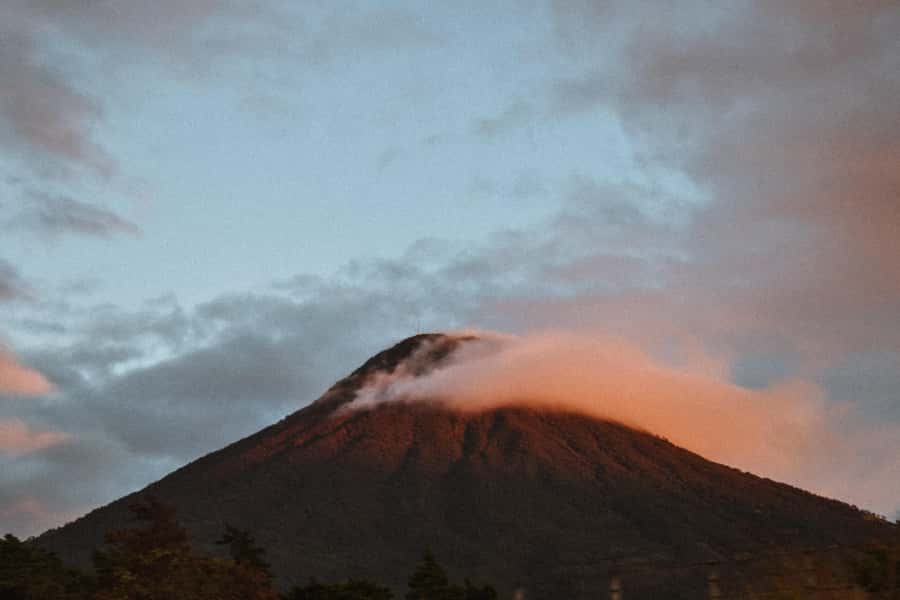 Acatenango Volcano Overnight Hike 2-Day Camping &Fuego Views - Who Should Choose This Hike?