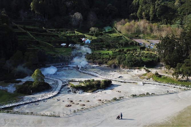 Adventure in the Furnas, with volcanoes, lagoons and tea plantations - Vila Franca do Campo and the island view