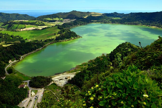 Adventure in the Furnas, with volcanoes, lagoons and tea plantations - Terra Nostra Park: gardens and a rusty-orange thermal pool