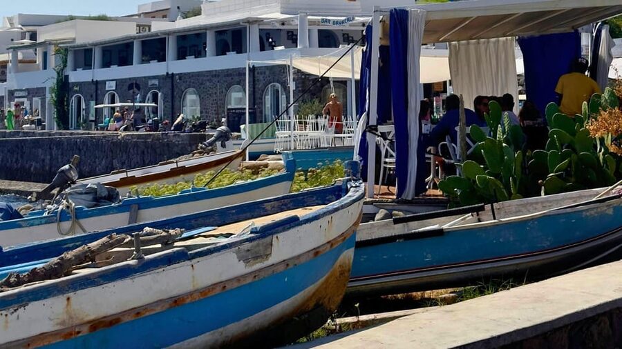 Aeolian Islands Mini Cruise: Vulcano, Lipari & Stromboli - Boat Comfort and Group Size