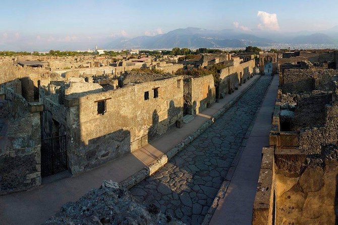 Amalfi Coast: Pompei & Vesuvius small group with Skip the line tickets - Lunch is convenient, but not the highlight