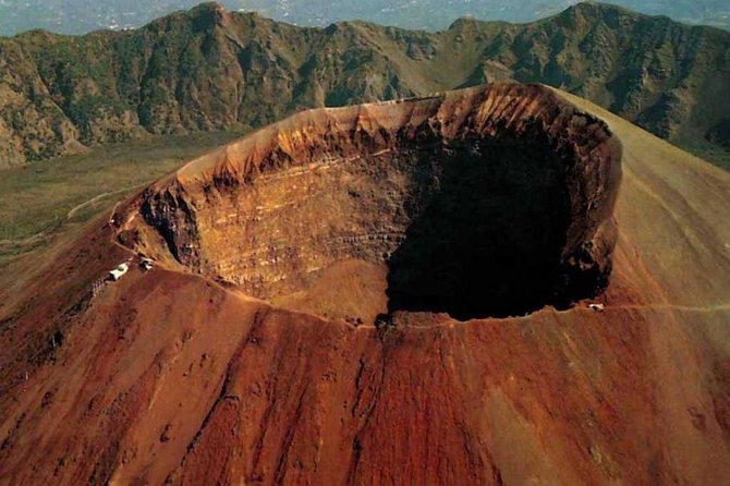 Amalfi Coast: Pompei & Vesuvius small group with Skip the line tickets - Climbing Vesuvius is short, steep, and rewarding