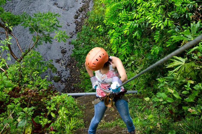 Arenal Volcano Combination Tour: Zipline, Tubing and Hot Springs - A fast, full morning in La Fortuna