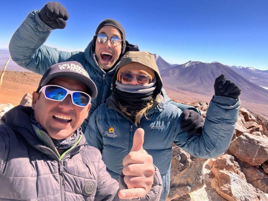 ASCENT TO VOLCANO CERRO TOCO OF 5604masl - Starting the walk at 5,280 meters