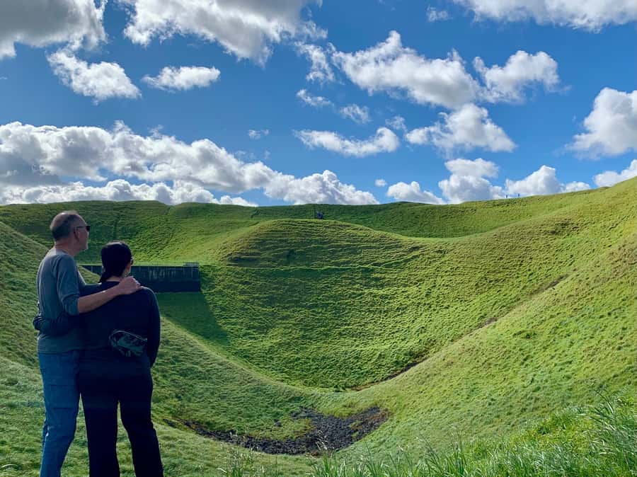 Auckland: Half-Day Auckland Volcanoes Tour - An 8am start near Queens Wharf