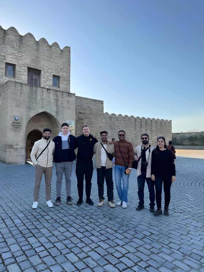 Baku: Gobustan/Absheron guided tour with lunch and tickets - What this full-day Baku outing is really like