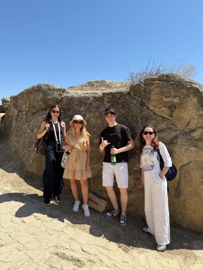 Baku: Gobustan/Absheron guided tour with lunch and tickets - Bibi-Heybat Mosque and the first glimpse of old Azerbaijan