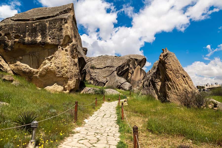 Baku: Gobustan, Mud Volcanoes & Absheron (Group or Private) - Why this Baku day trip works