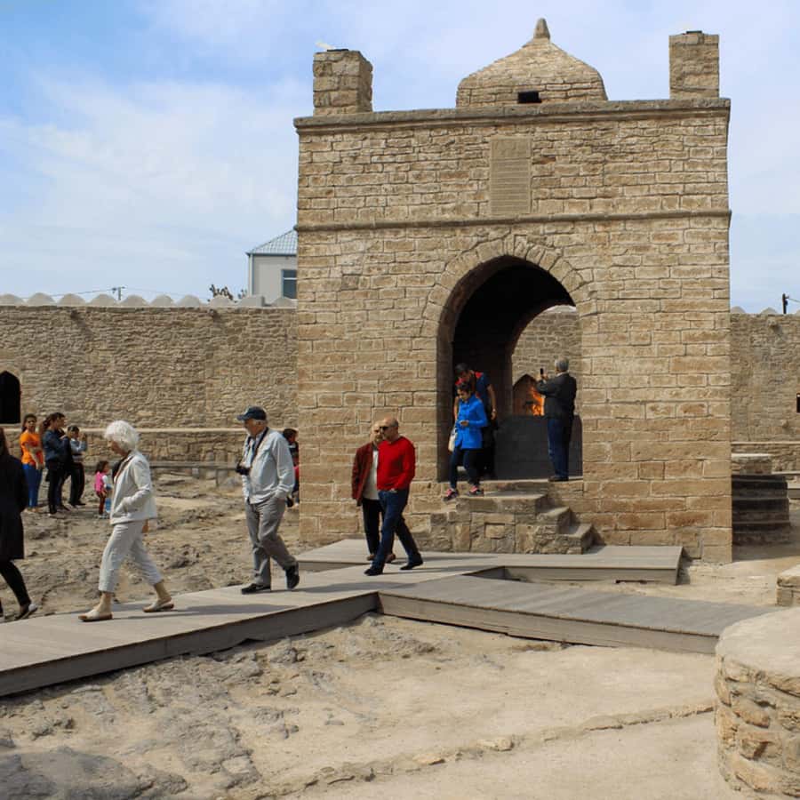 Baku: Gobustan, Mud Volcanoes, Fire Temple, & Yanar Dag Tour - Gobustan: reading Azerbaijan’s oldest picture book