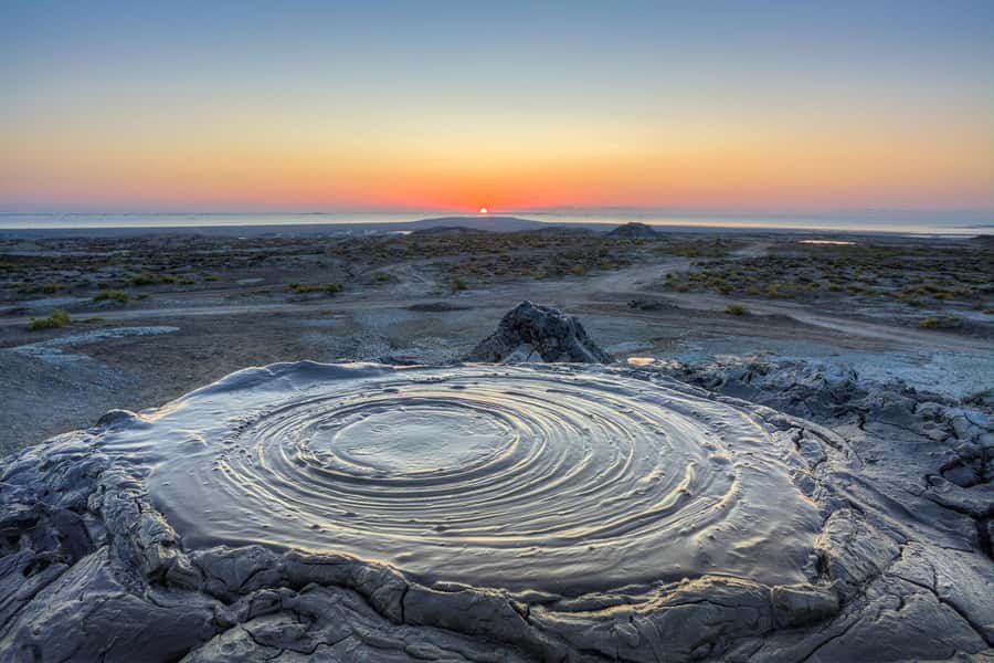 Baku:Gobustan Mud Volcanoes Temple & Entry tickets included - The mud volcanoes and the rough 4x4 ride