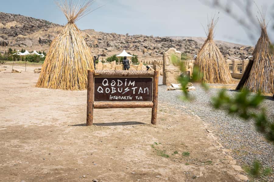 Baku: Half-Day Gobustan and Mud Volcanoes Tour with Entry - The first industrial oil well on the road