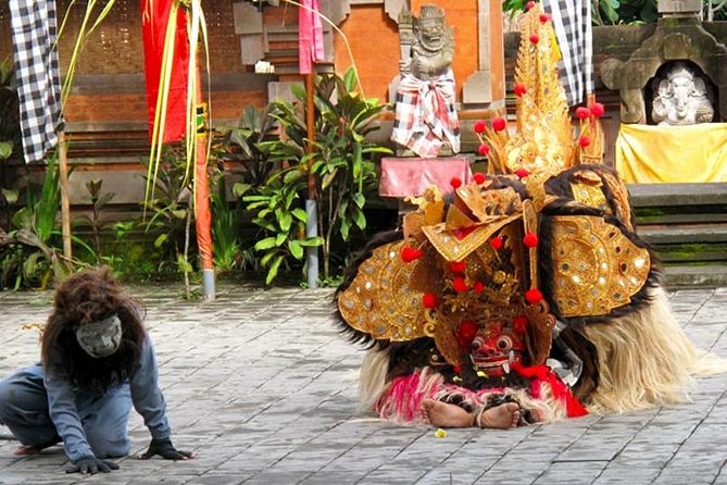 Bali Full Day Tour – Ubud and Batur Volcano - Celuk and Tohpati show Bali’s working craft traditions