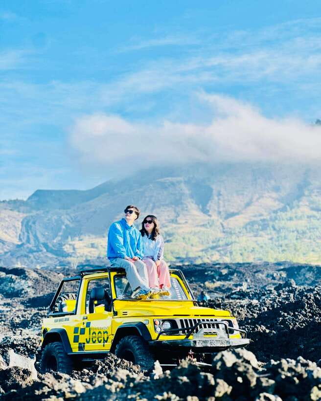 Bali: Mount Batur Sunrise Jeep and Black Lava With Breakfast - The 2:00 AM pickup sets the pace