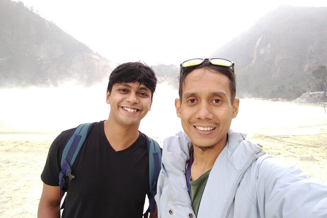 Bandung Tour All In, White Crater, Volcano Mountain, Hot Spring - Why the private guide can make or break the day
