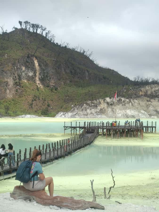 Bandung: White Crater Volcano Guided Day Trip - Food, local recommendations, and the personal touch