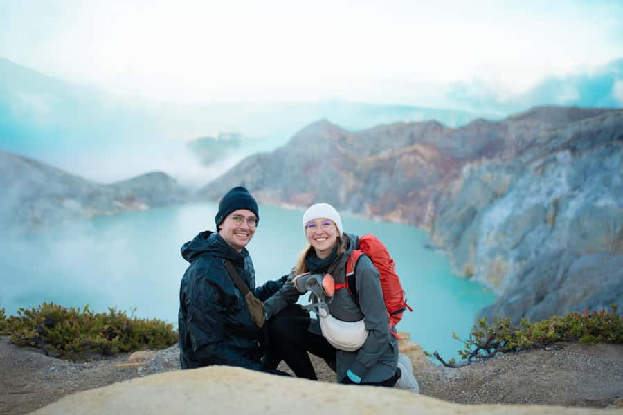 Banyuwangi/Bali: Ijen crater Bluefire & Sunrise Experience - The midnight transfer to Paltuding