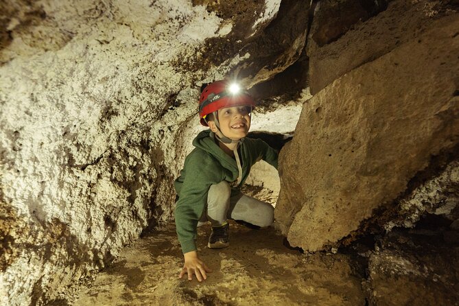 Bend Oregon Guided Lava Tube Cave Tour - From the meeting point to the cave entrance