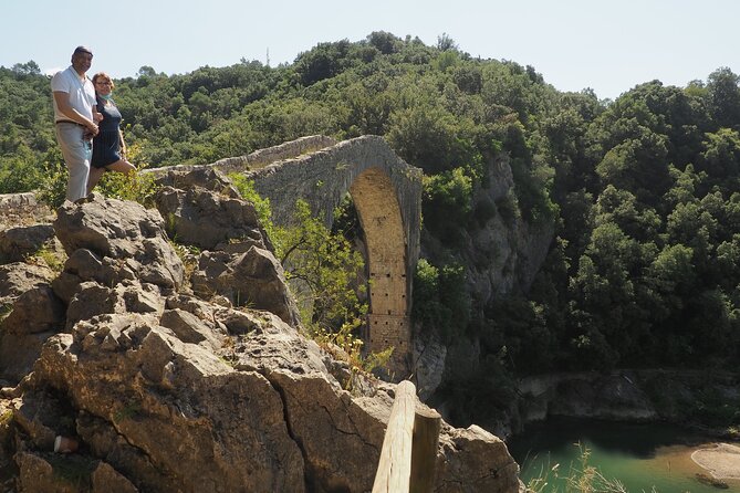 Besalú, Banyoles Lake & Volcanic Castellfollit from Girona - What the private minivan adds
