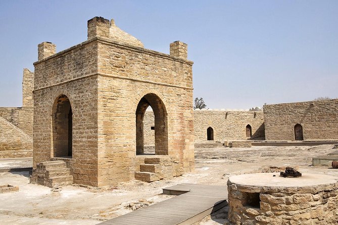 BEST Gobustan, Volcanoes & Absheron Fire Tour (Group or Private) - Ateshgah shows Azerbaijan’s fire-worshiping past