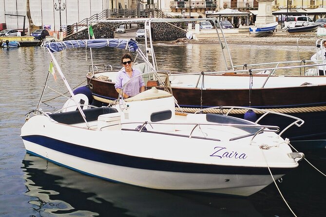 Boat Tour from Lipari between Volcanoes and Uncontaminated Landscapes 4/6 pax - Three hours around Lipari’s southern coast