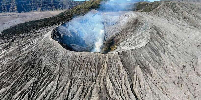 Bromo: Private Sunrise and Crater Exploration - Brunch, local food, and Indonesian coffee