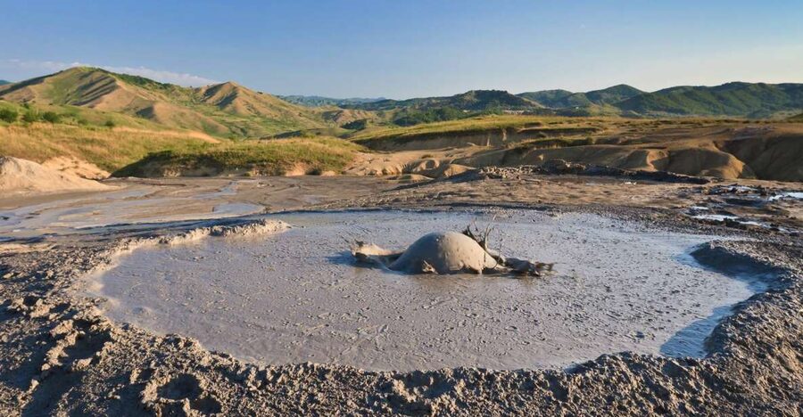 Bucharest: Muddy Volcanoes Slanic Salt Mine - Private Tour - The Dracula fortress question
