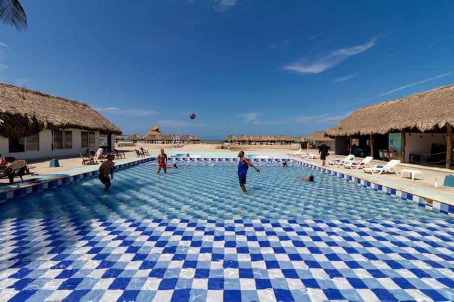 Cartagena: Mud Volcano Tour with Lunch, Pool, and Beach - The mud bath itself: odd, social, and short