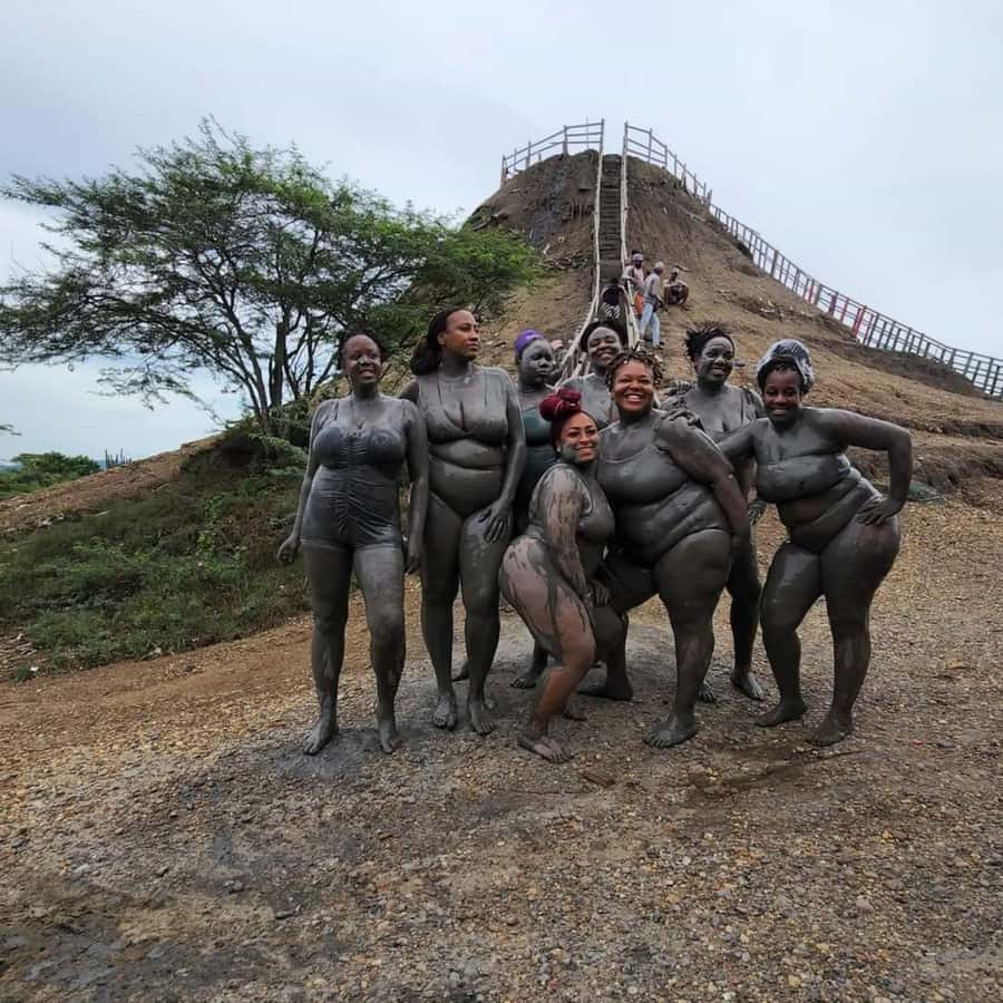 Cartagena: Mud Volcano Tour with Lunch, Pool, and Beach - Lunch and the private beach complex