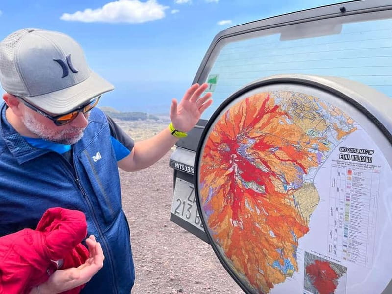 Catania: Etna Tour with licensed Tour Guide pickup & drop-of - The Silvestri Craters at about 2,000 meters