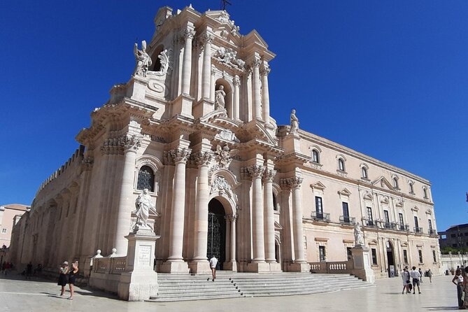 Catania Private Transfer (Taormina, Siracusa, Noto, Messina, Naxos, Etna, etc) - Understanding the $78.64 price