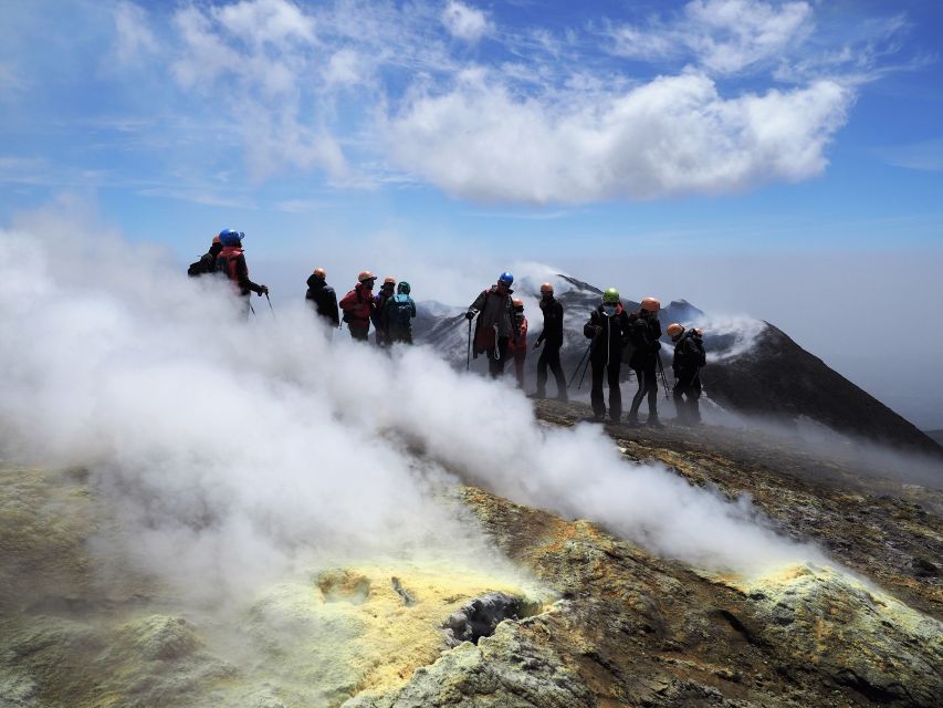 Catania: Summit Craters from North Etna with 4x4 vehicles - Returning to Piano Provenzana