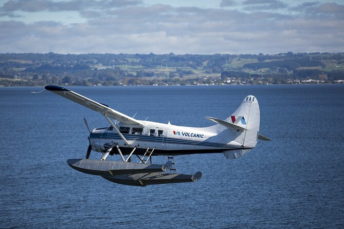 Crater Lakes Scenic Flight with Natural Hot Pool Bathing by Floatplane - Landing on Lake Rotoiti