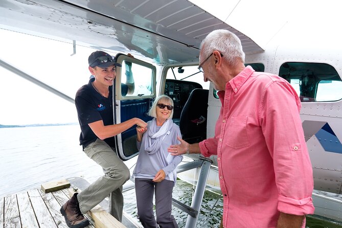 Crater Lakes Scenic Flight with Natural Hot Pool Bathing by Floatplane - Ninety minutes at the secluded hot pools