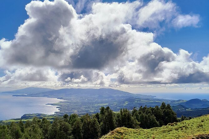 Cruise Travellers: Sete Cidades Volcano, The Blue & Green Lake - Who will get the most from this excursion