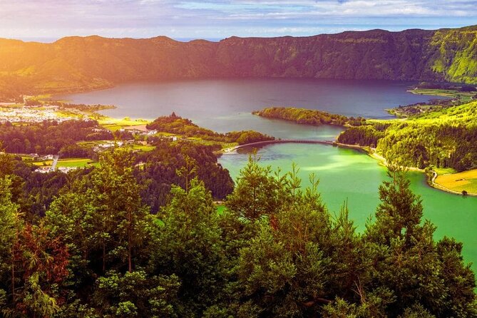 Cruise Travellers: Shore Excursion Sete Cidades & Furnas Volcano - A half-day route through São Miguel’s volcanic heart