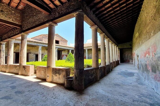Day Trip of Pompeii, Herculaneum and Vesuvius from Naples - Why this Naples day trip makes sense